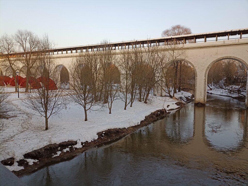 Sports center Rostokinsky Aqueduct, Moscow, photo