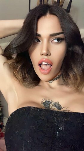 Uxlayotgan xotinning yonida sikish