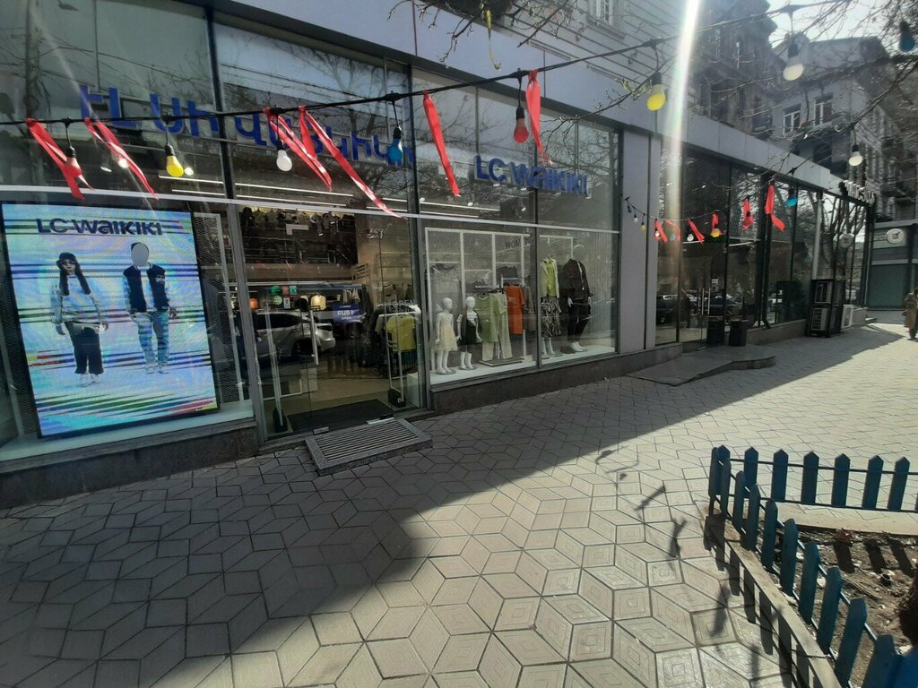 Clothing store LC Waikiki Mashtots, Yerevan, photo