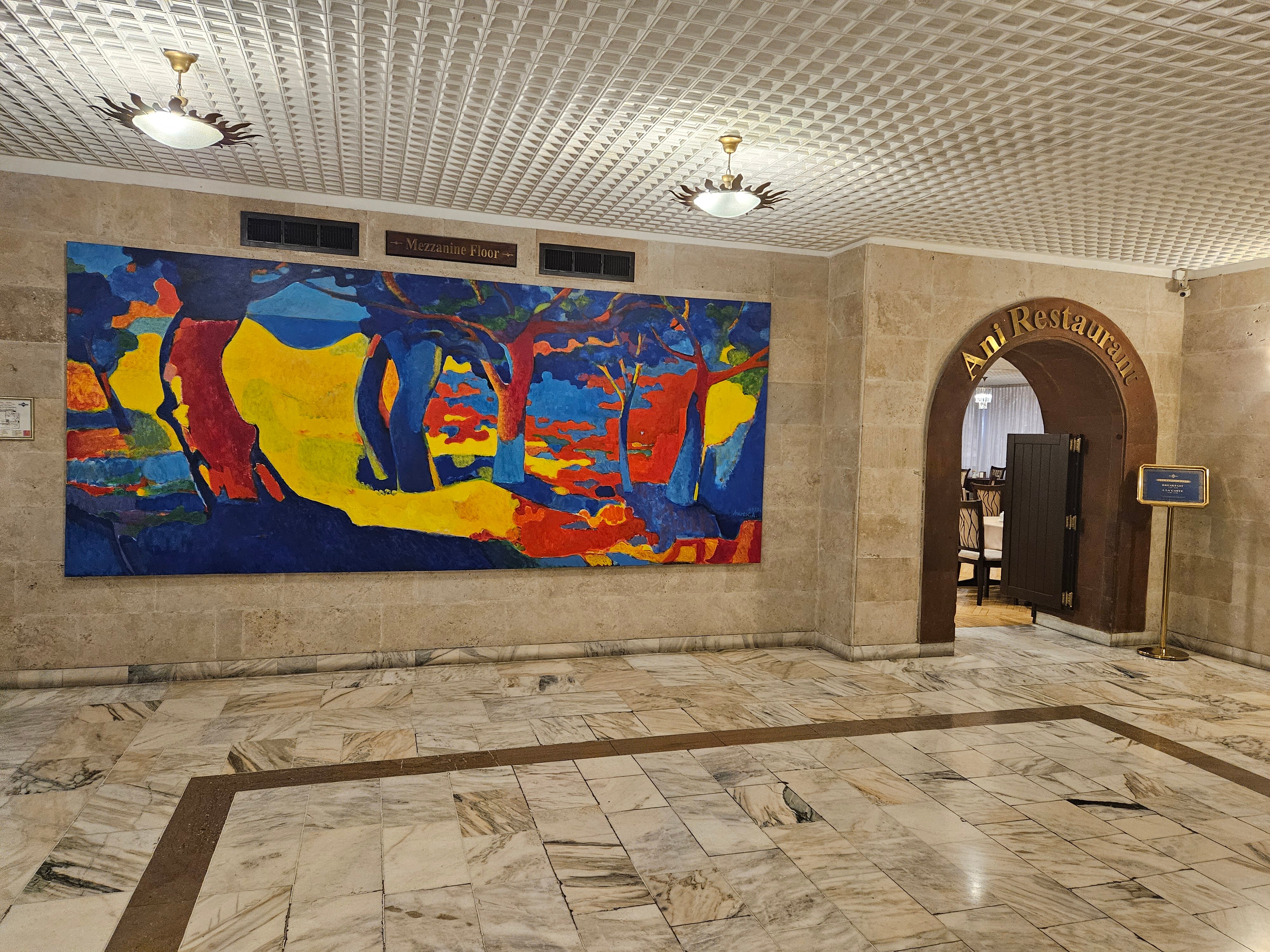 Фото Ani Plaza Hotel