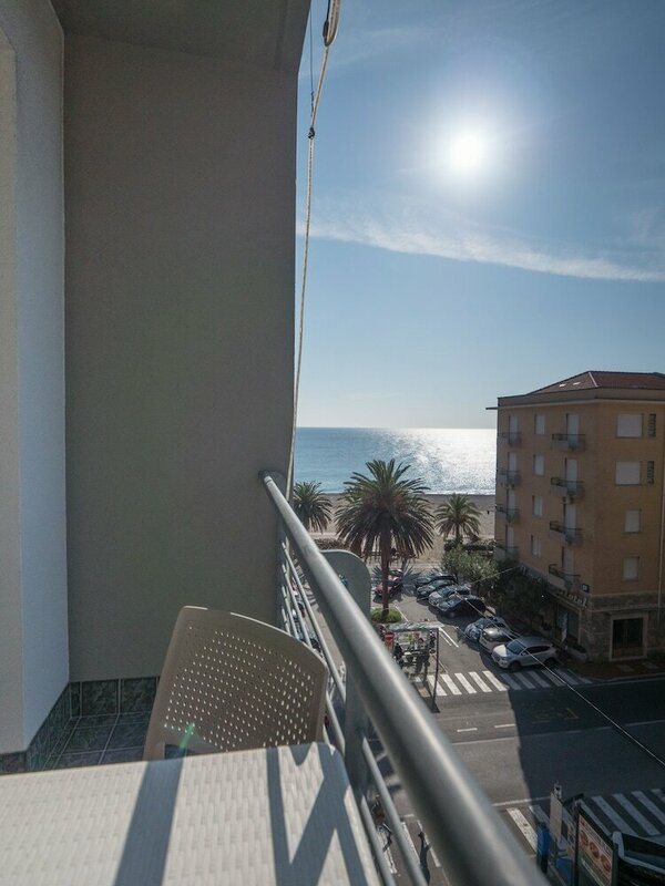 Гостиница Residence San Valentino в Финале-Лигуре