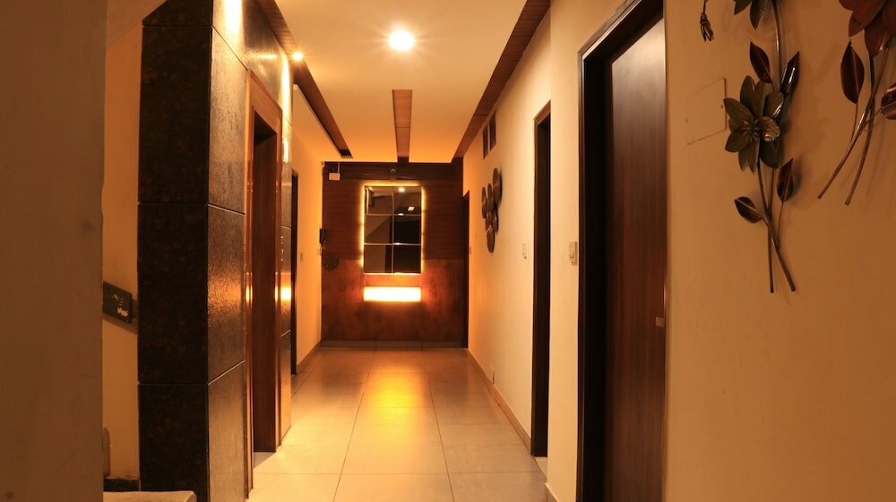 Фото Hotel Nanda