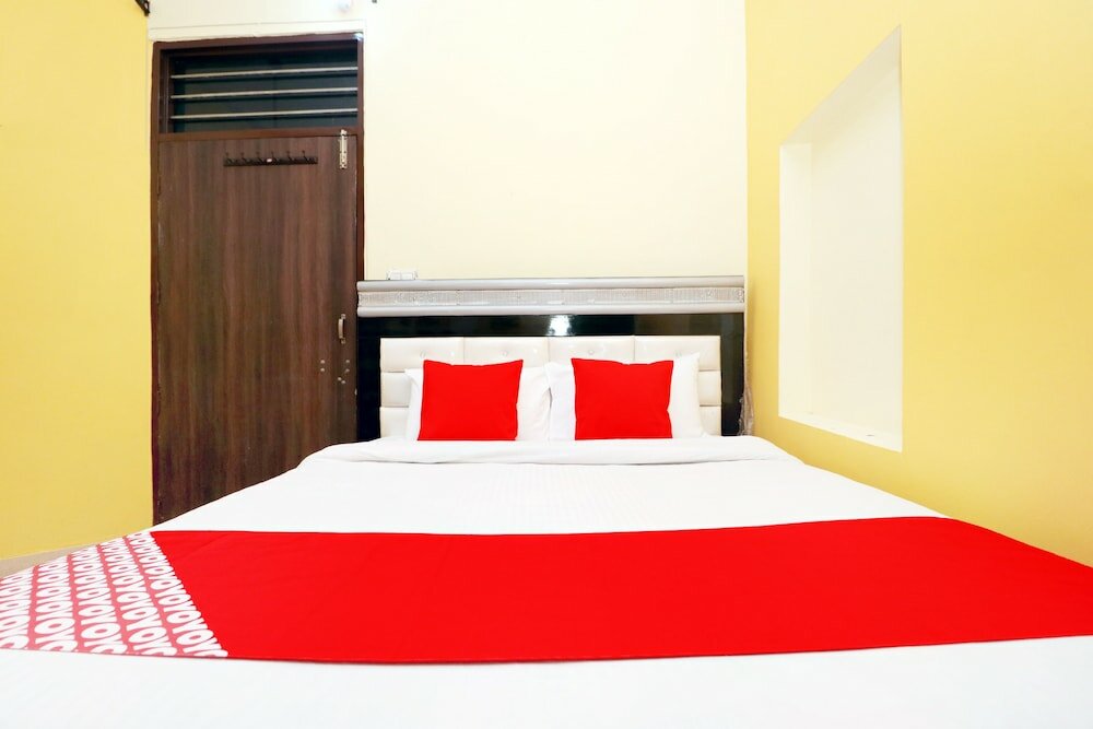 Фото Oyo 39852 Hotel Noor