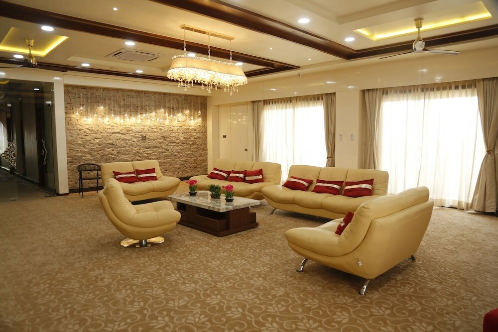 Фото Hotel Jannat Celebration