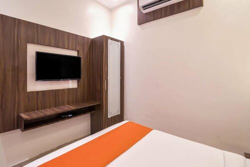 Гостиница Hotel Sea Grand в Мумбаи