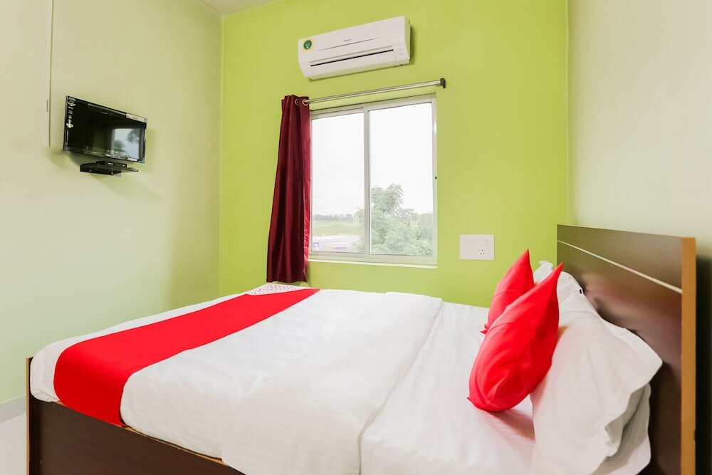 Фото Oyo 46710 La Grace Inn