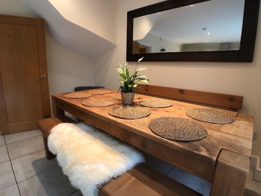 Фото Spacious House in Jericho Oxford