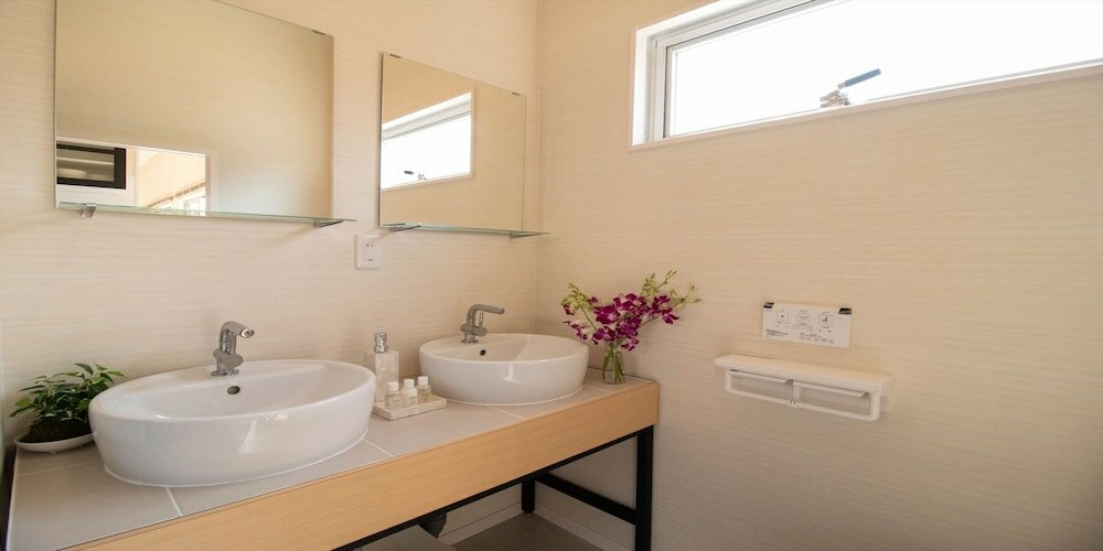 Фото Okinawa Green Lodge