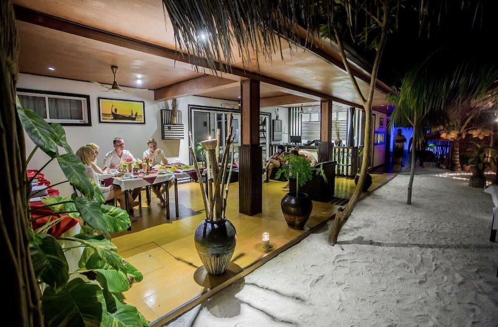 Фото Equator beachinn