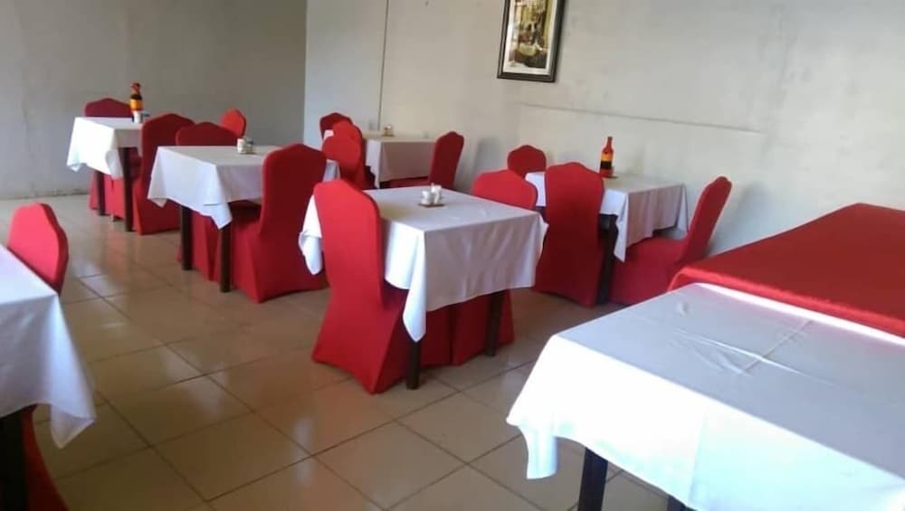 Фото Jeliza Hotel