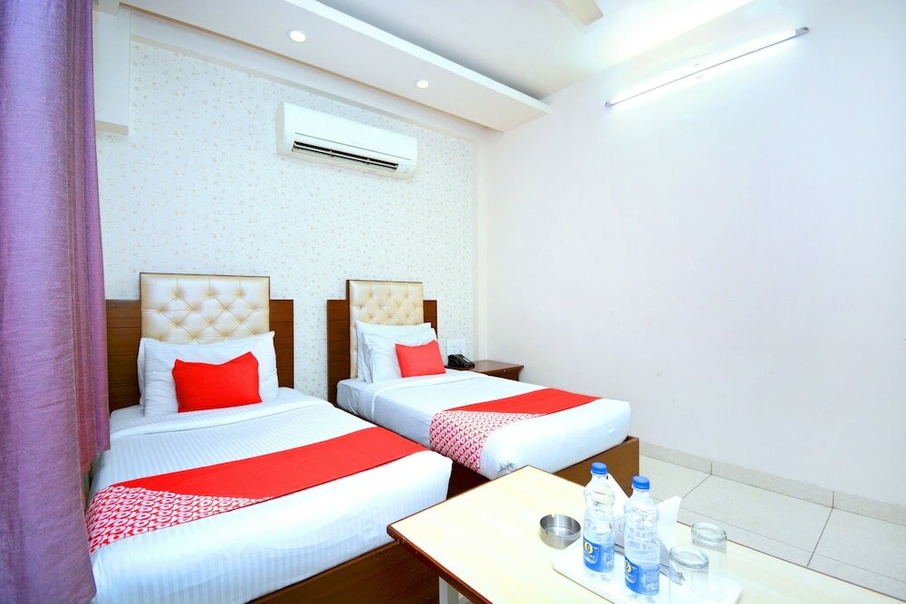 Фото Oyo 8361 Leela Residency