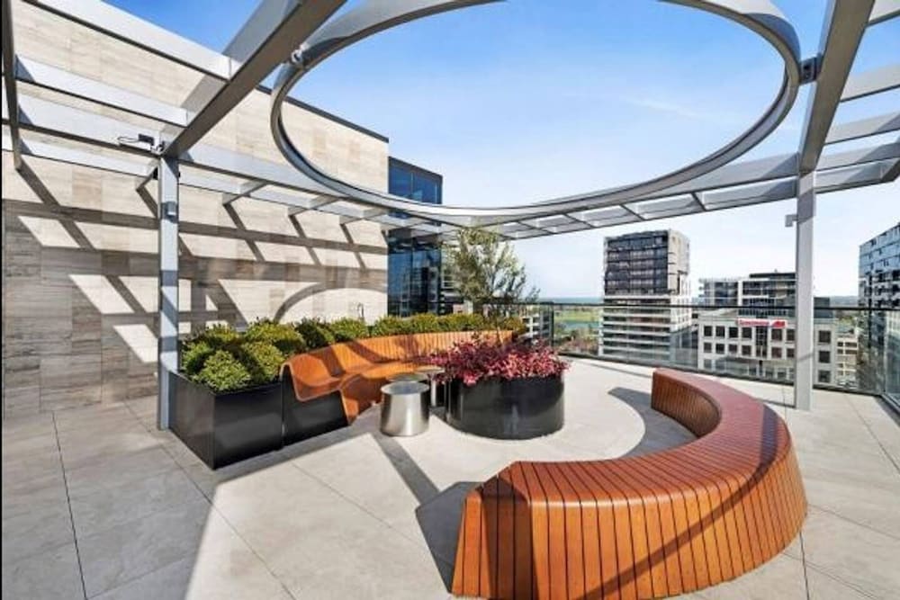 Фото Sumptuous Incredible Cozy 2 Bed Near Cbd