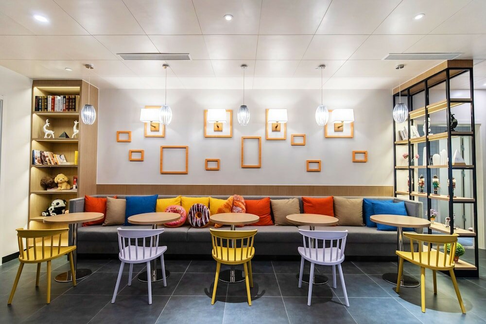 Фото Campanile Shanghai Huaihai Hotel