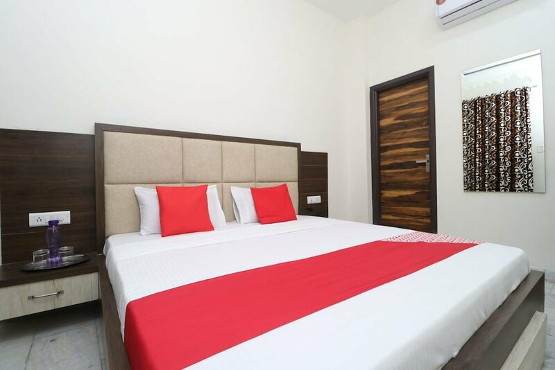 Гостиница Oyo 39638 Hotel Indigo в Амритсаре