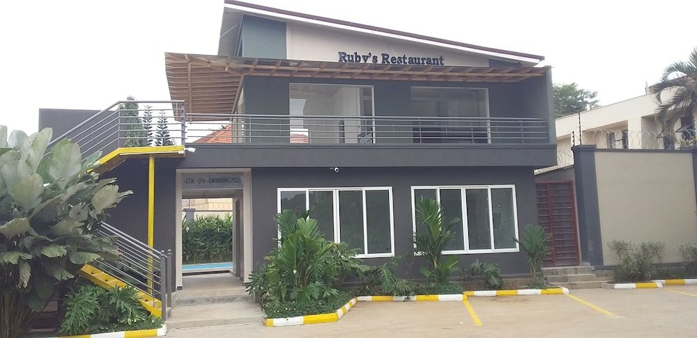 Фото Natra Apartments