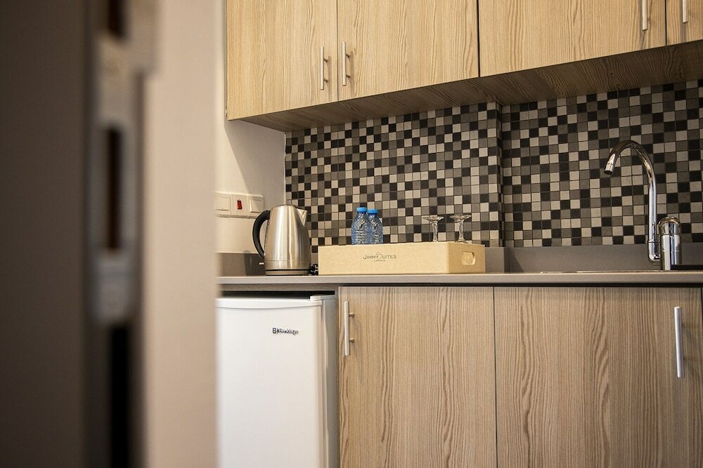 Фото Jimmy's Suites