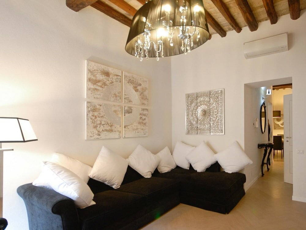 Фото Marilyn Apartment