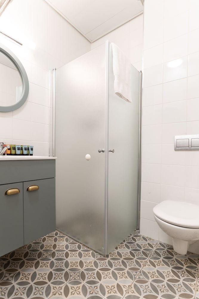 Фото Eshel Suites