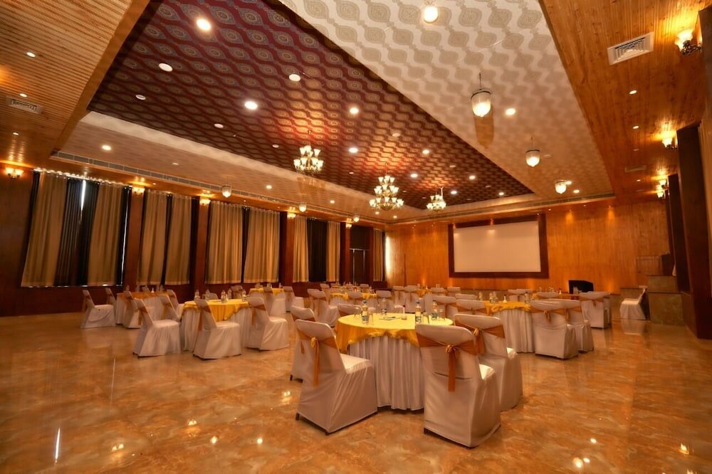 Фото Vijay Garh Resort Udaipur