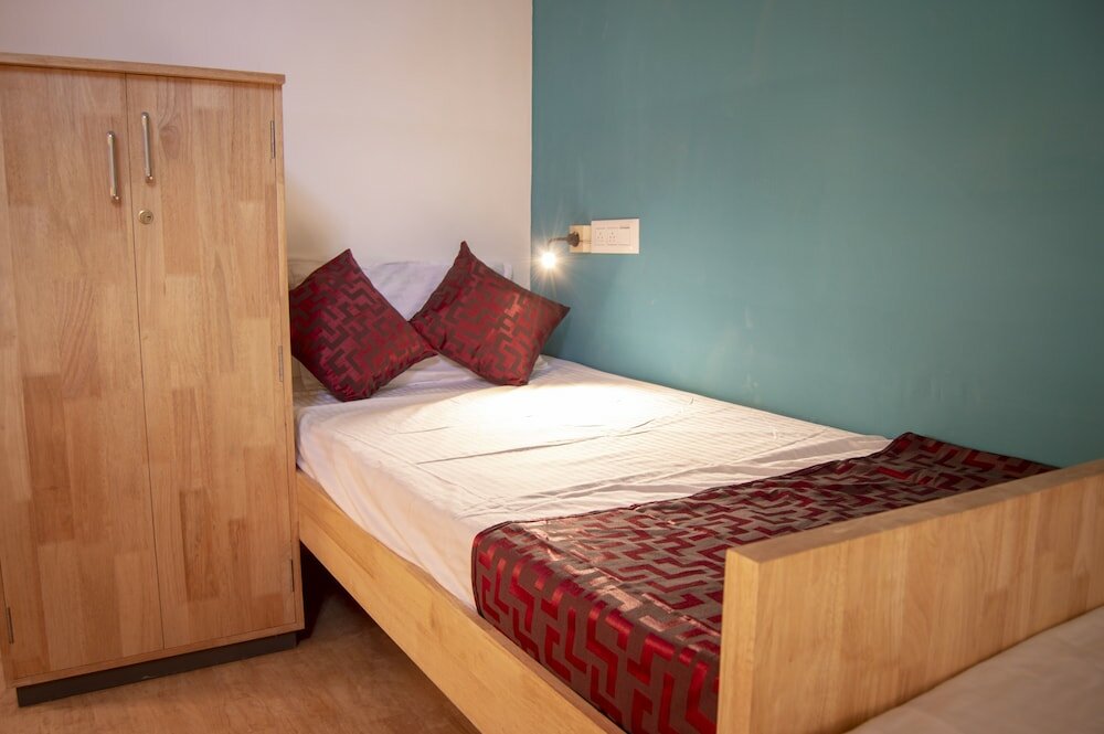 Фото Roambay Hostels