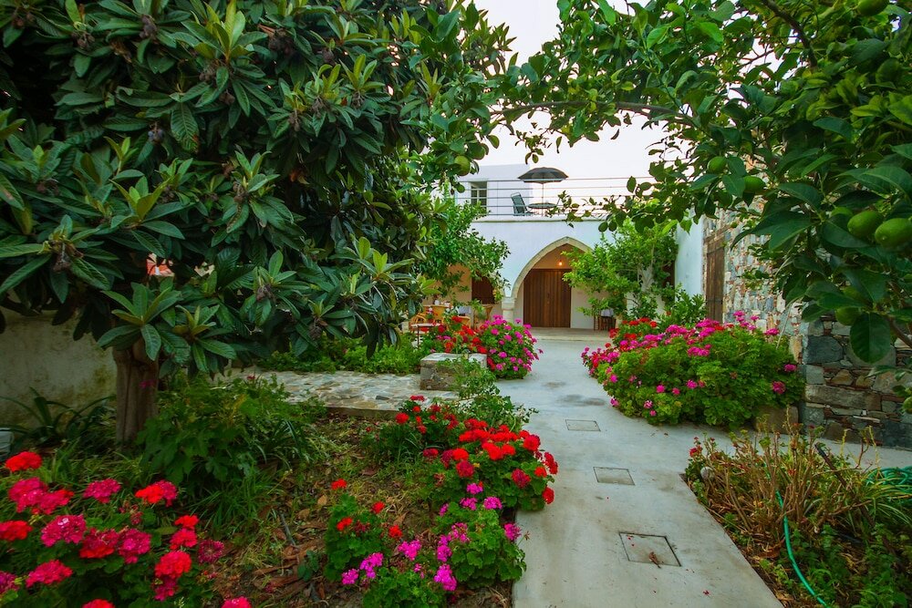 Фото Estia Gaia Cottage