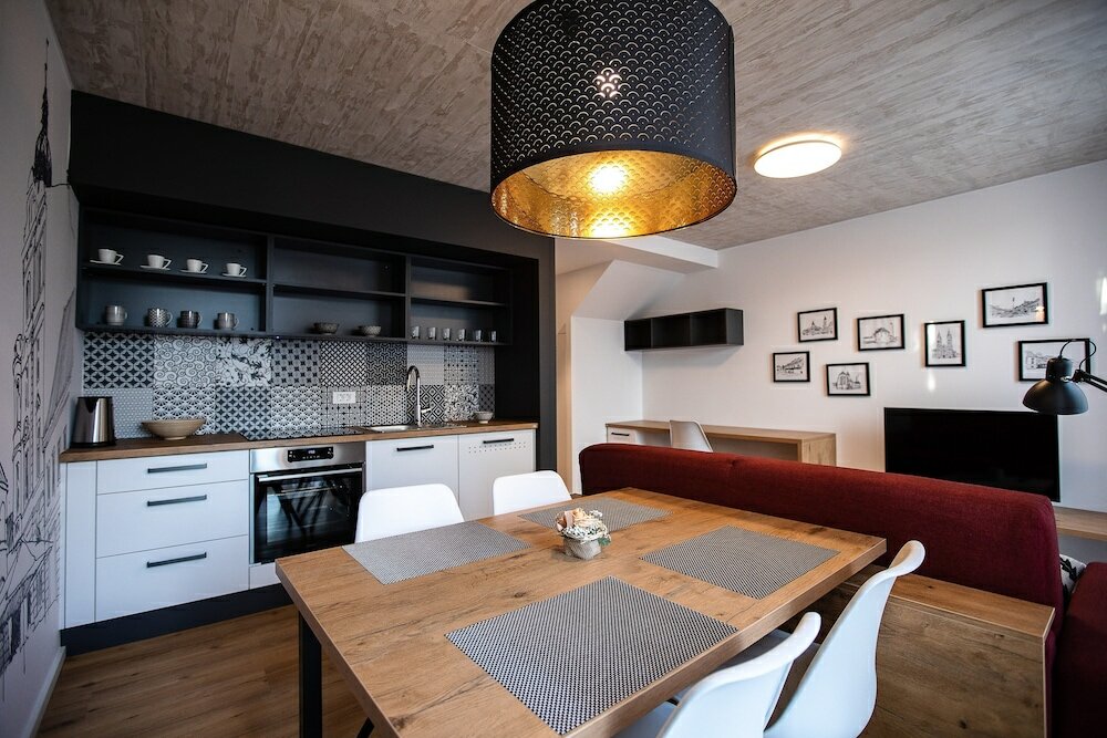 Фото Postcard City Apartments