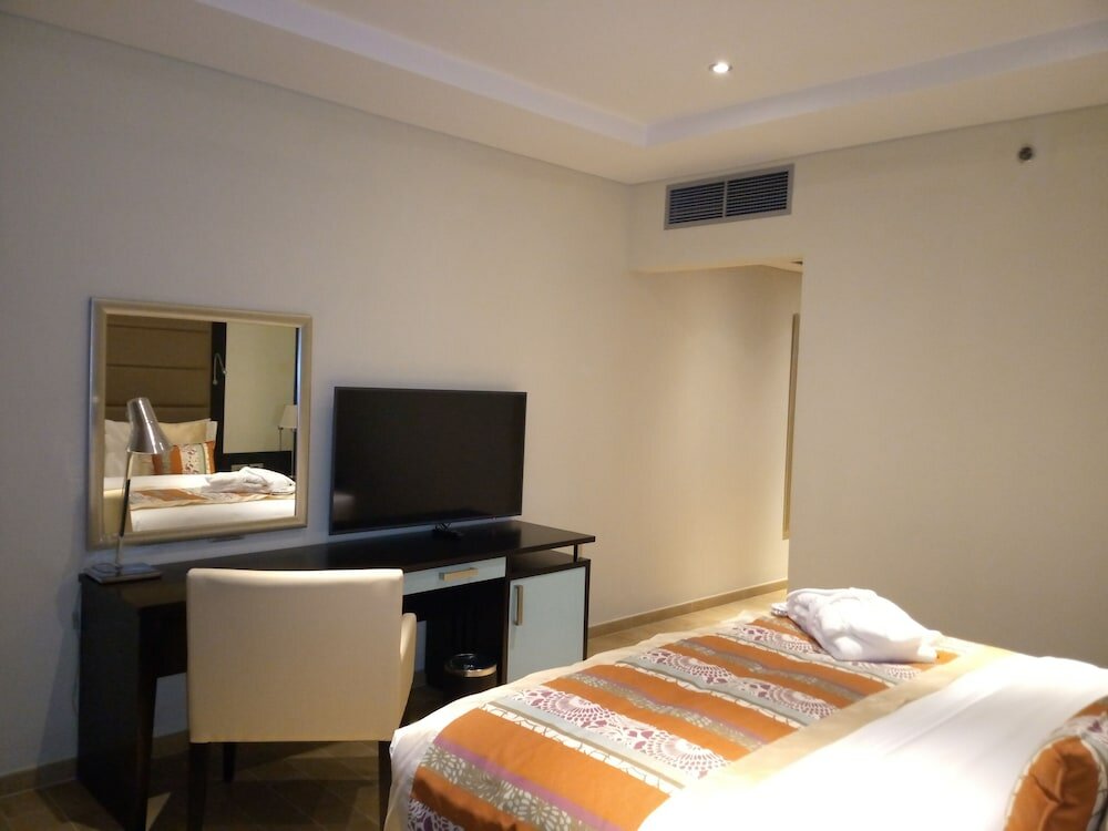 Фото The Providence by Mantis