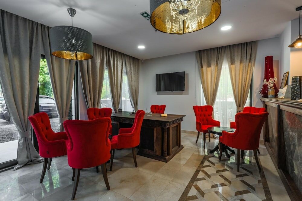 Фото Hotel Plaza Lucice