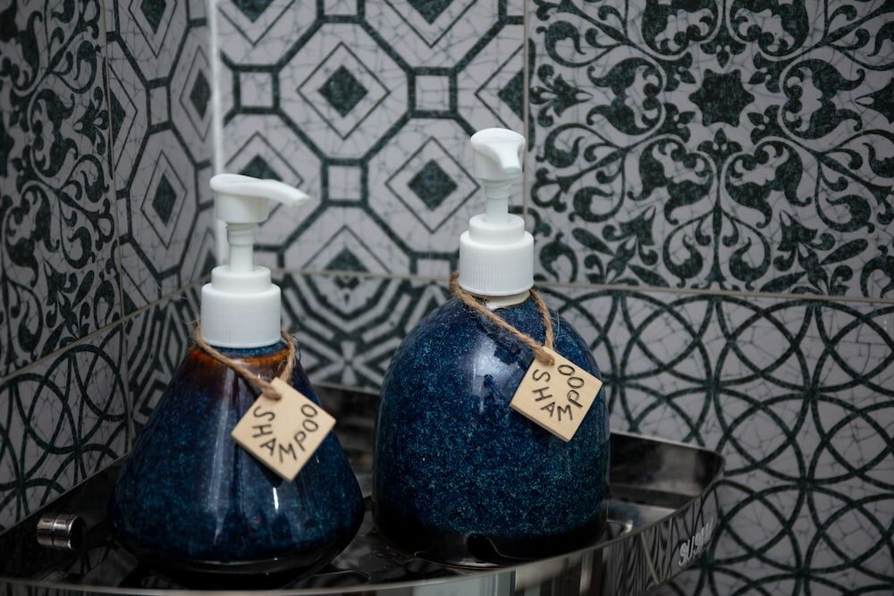 Фото Hanoi Lullaby Hotel & Travel