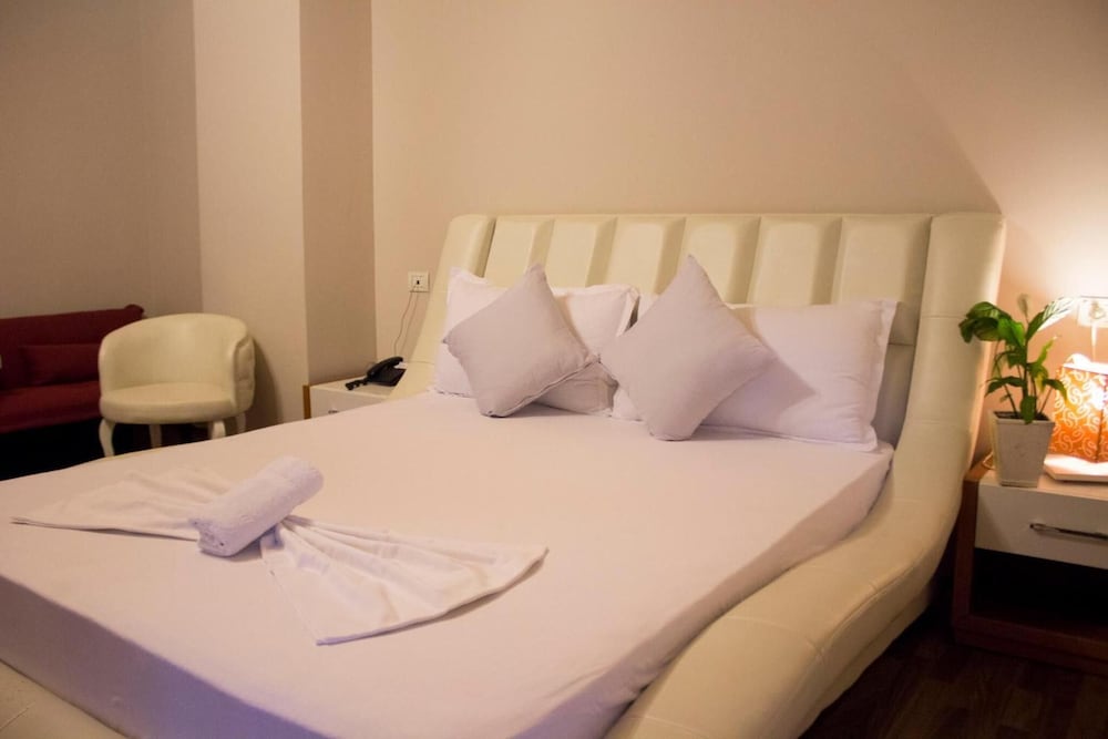 Фото Hotel Bylis