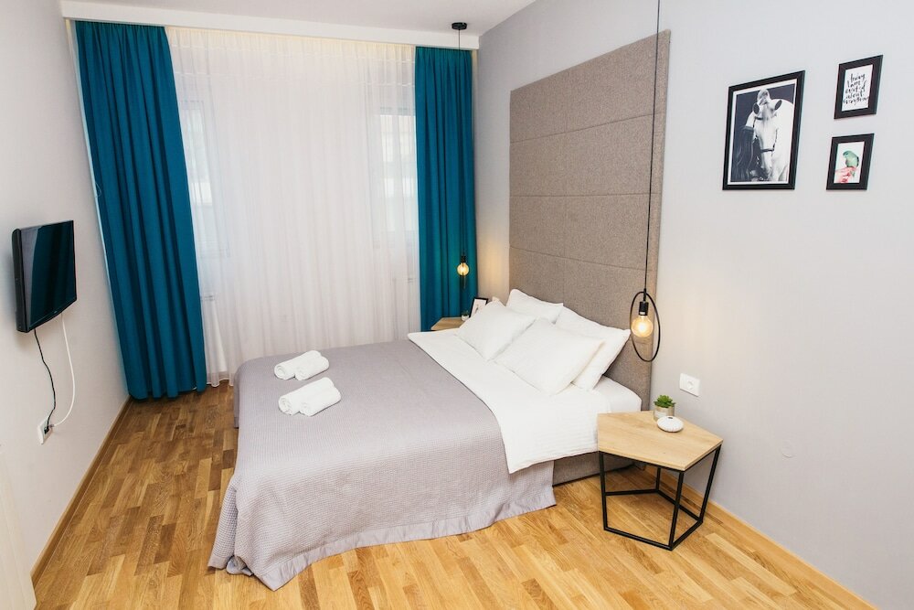 Фото Arena Big Luxury Apartment