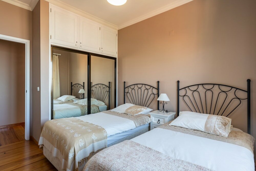 Фото Atlantic Ocean Apartment