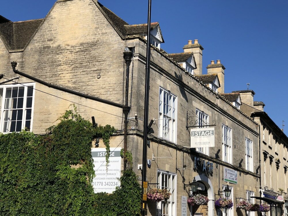 Фото The Deeping Stage