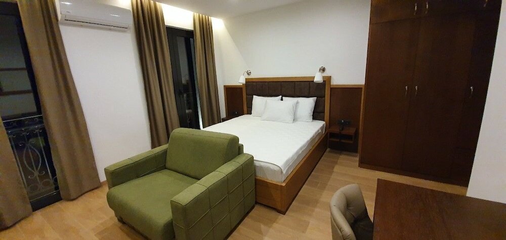 Фото Hotel Plaza Lucice