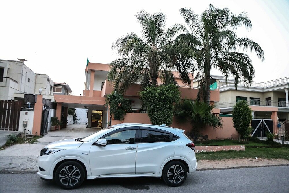 Фото отеля 3