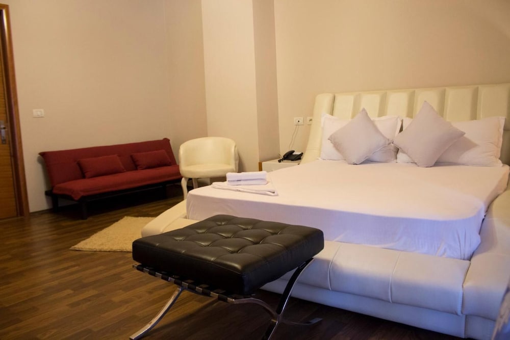 Фото Hotel Bylis