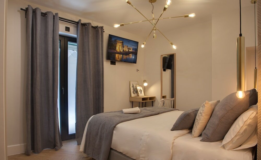 Фото Suites You Soho