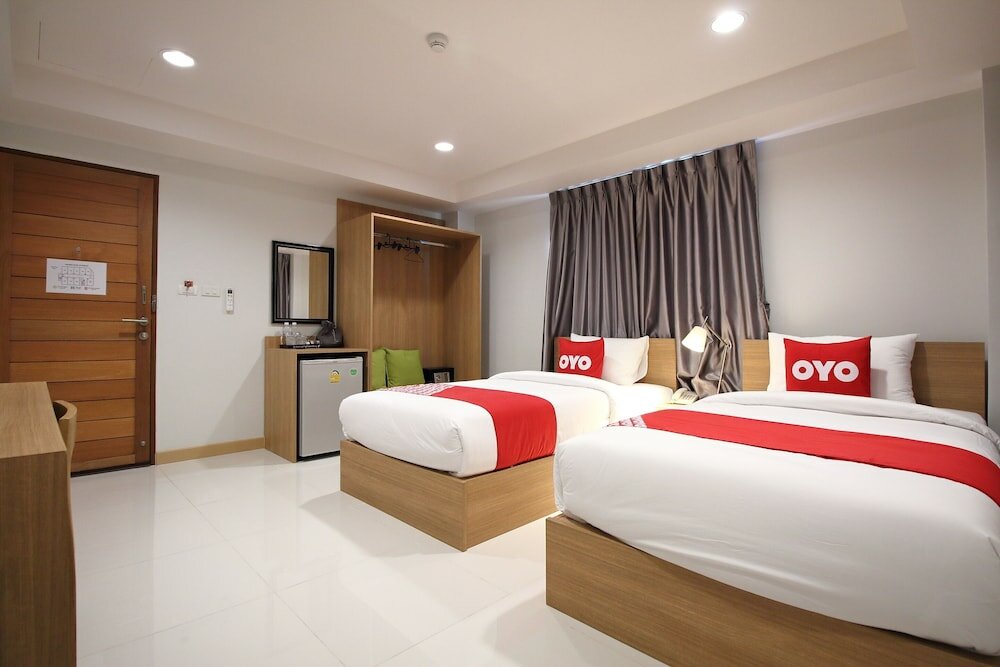 Фото Super Oyo 483 Pannee Hotel Khaosan