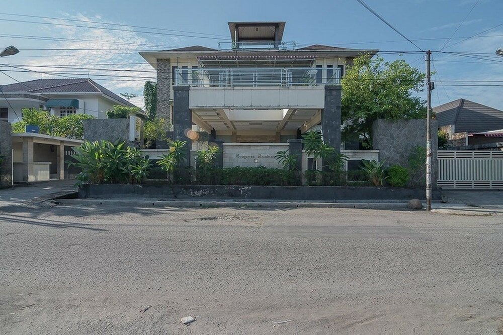 Фото RedDoorz Plus near Cambridge City Square 2