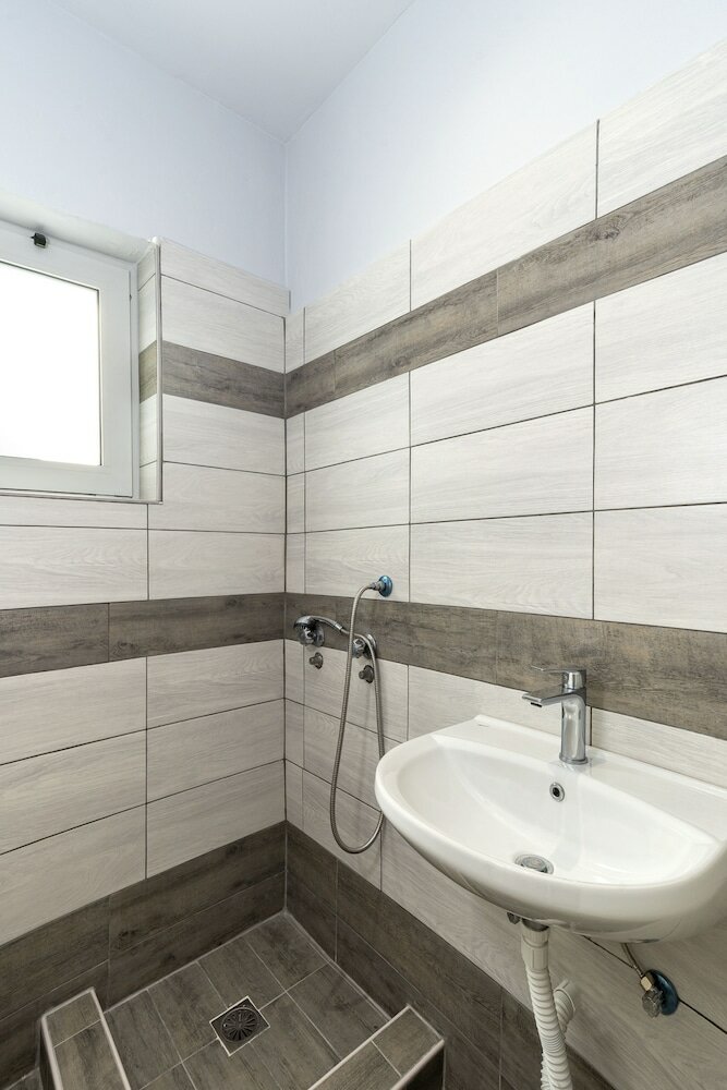 Фото N E P center Hotel Rodos