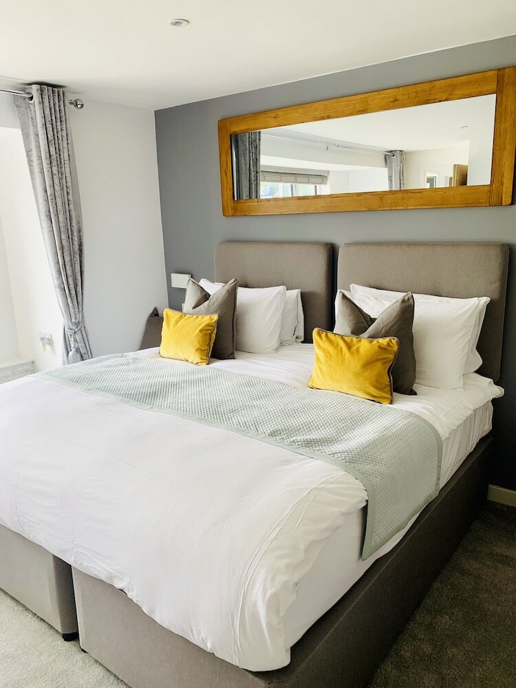 Фото Oxford Studios