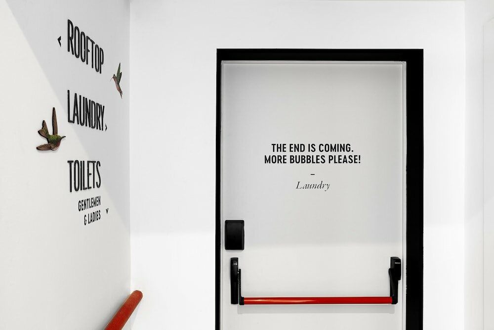 Фото 2060 The Newton Hostel & Market