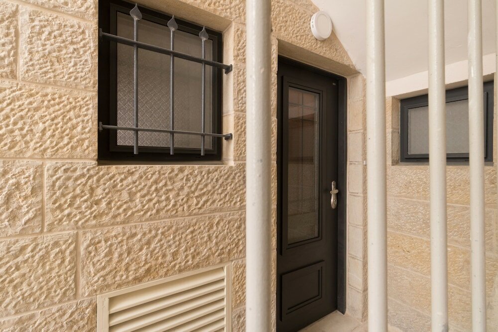 Фото Best Location Jerusalem Stone Apartment