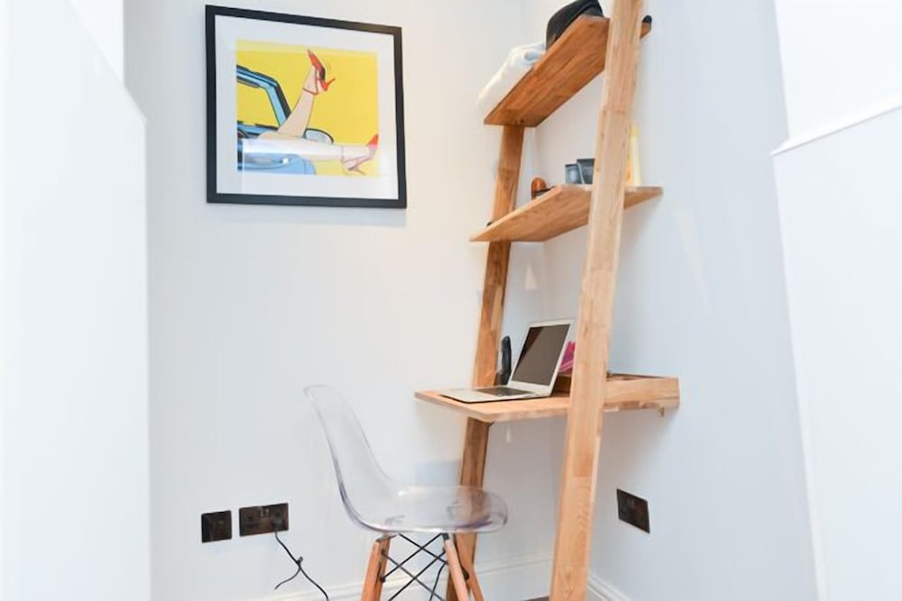 Фото The Dome Hyde Park