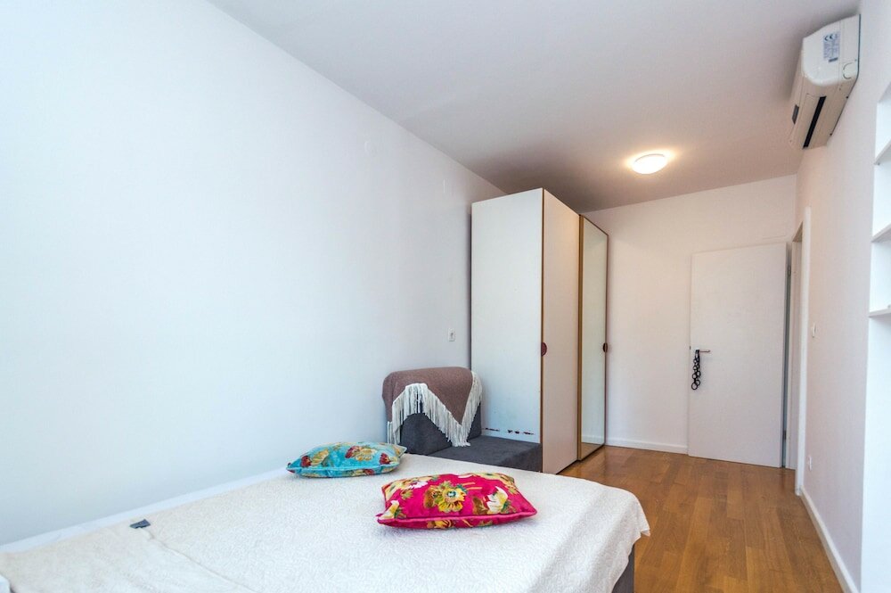 Фото Amazing Apartments near Center & Beaches