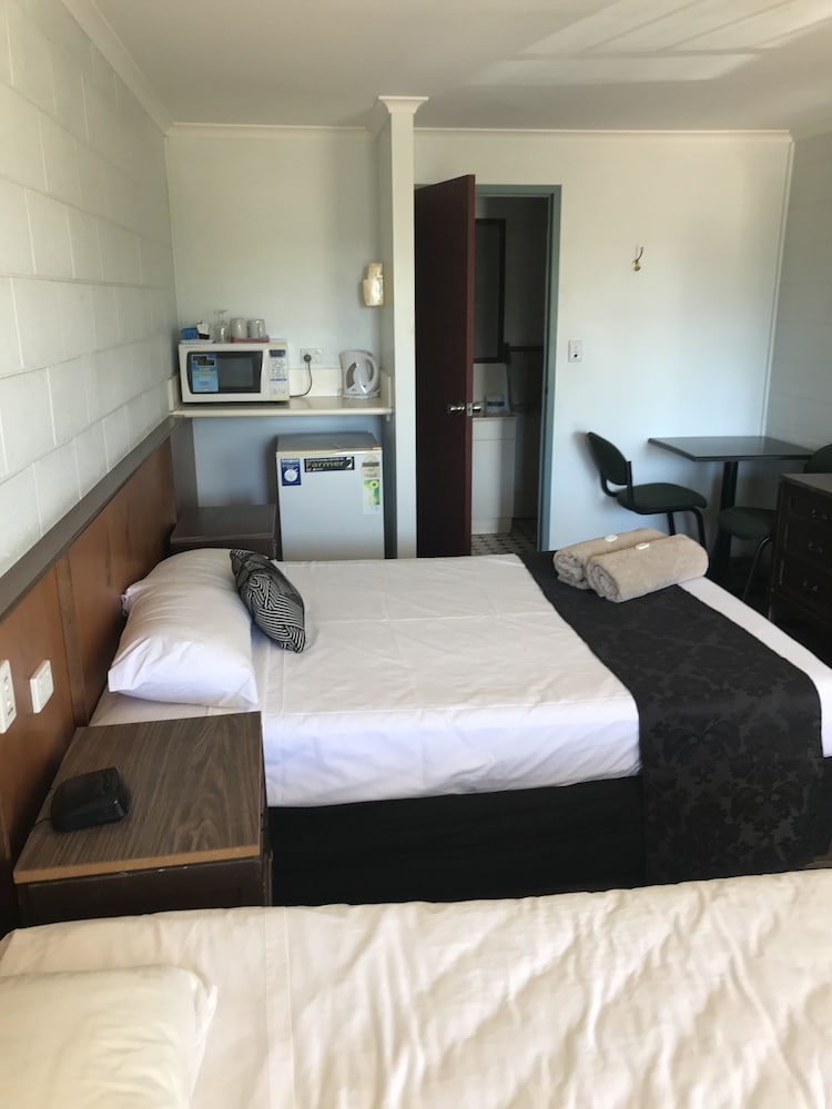 Фото Central Motel