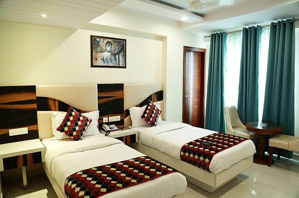 Фото The Shanti Plaza