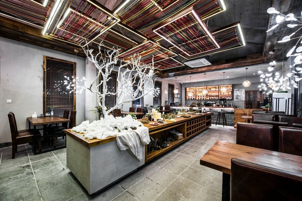 Фото Go Native Downtown House Ningbo