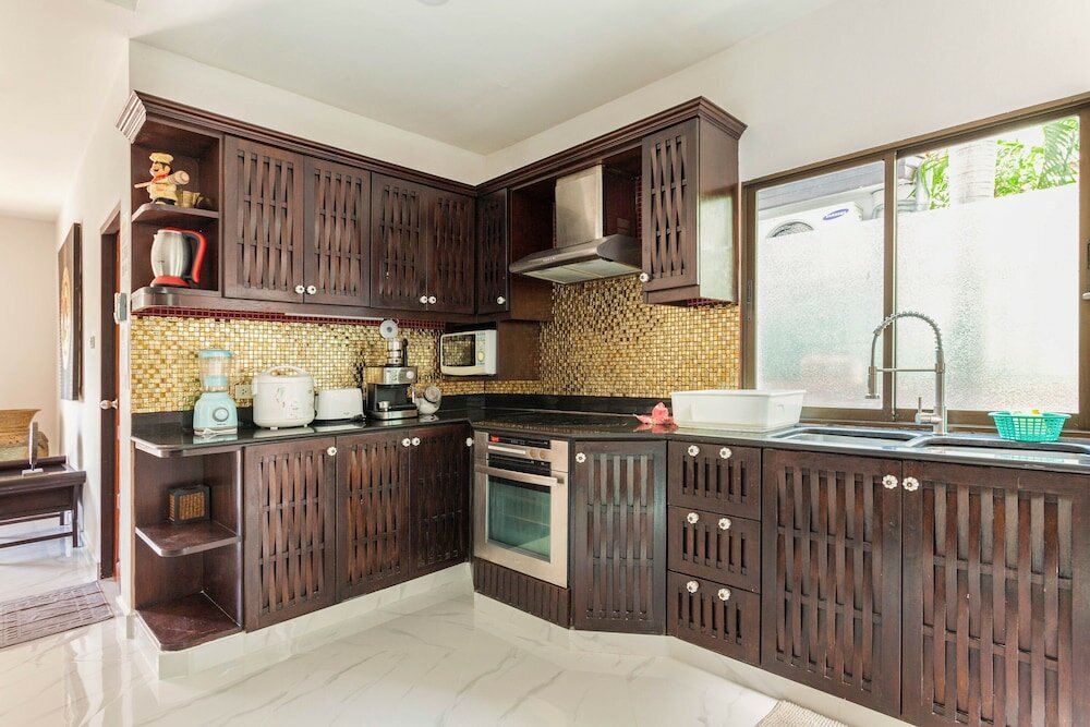 Фото Madee Villa - Pattaya Holiday House Walking Street