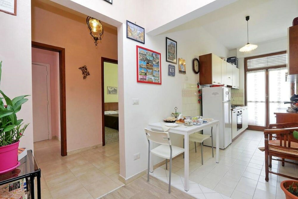 Фото La Stazione Del Vaticano